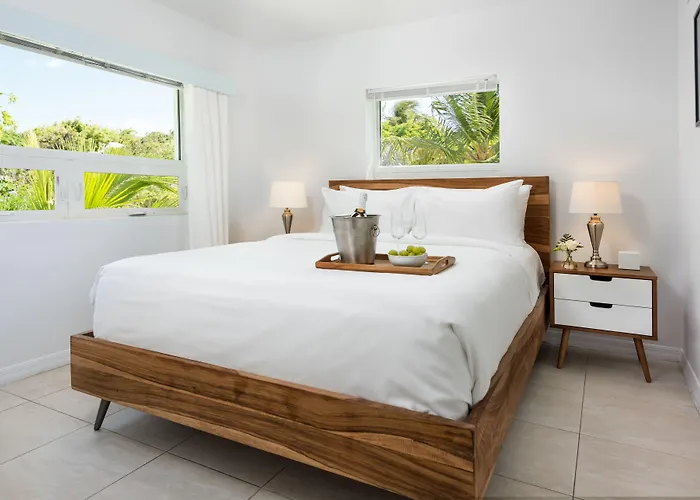The Oasis At Grace Bay