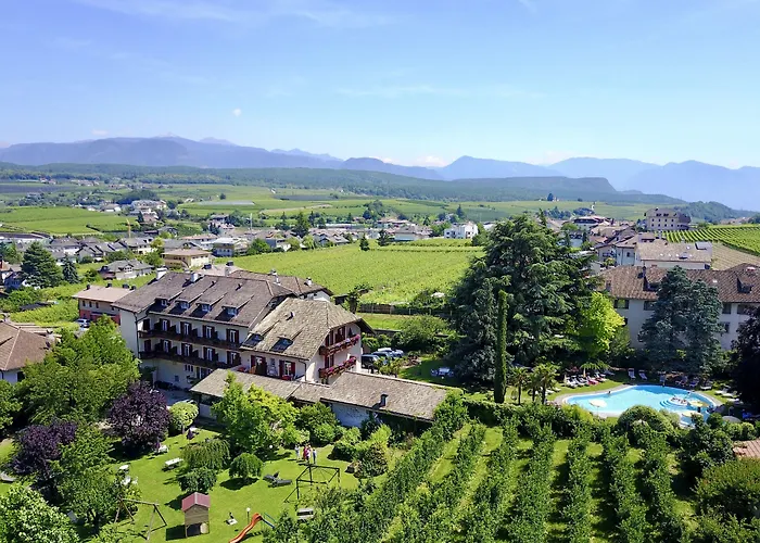 Angerburg Blumenhotel Appiano Sulla Strada Del Vino