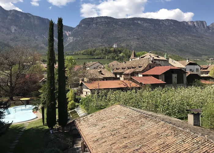 Angerburg Blumenhotel Appiano Sulla Strada Del Vino