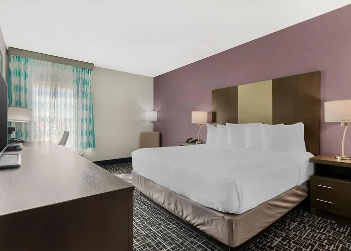 Comfort Inn & Suites Claremore