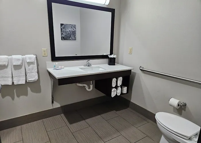 Comfort Inn & Suites Claremore