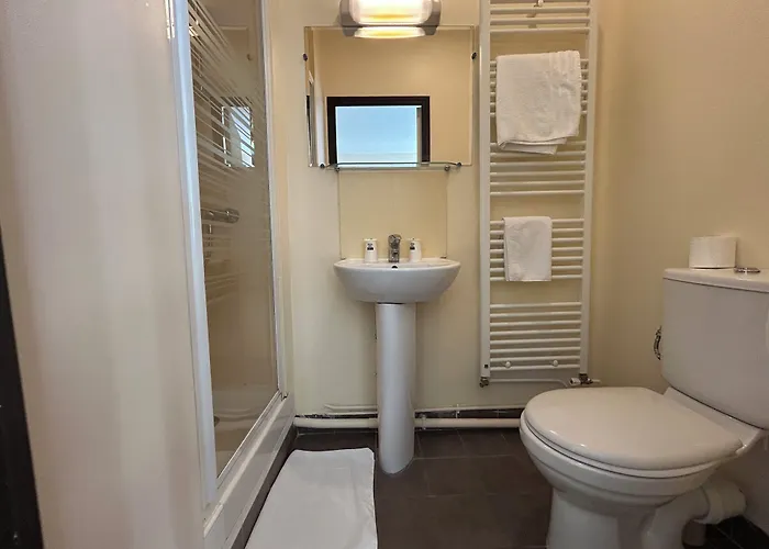 Hôtel des Bains 24h 7j Paris centre à 10 min Maisons-Alfort