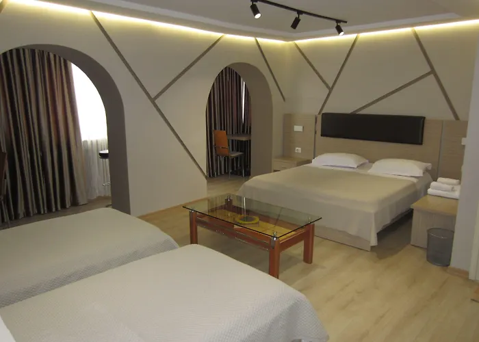Freddy'S Hotel Tirana
