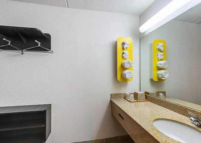 Motel 6 Cleveland