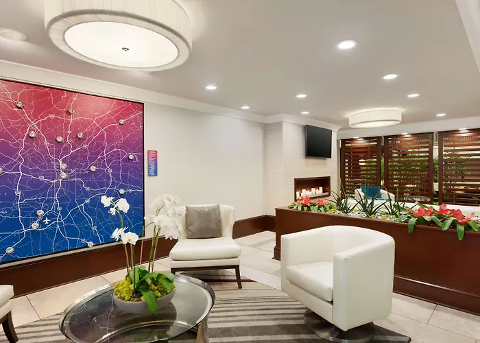Embassy Suites By Hilton Atlanta Airport